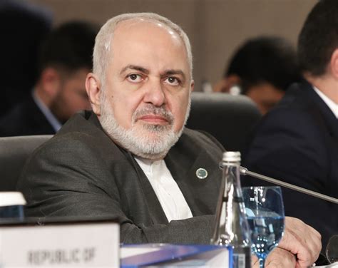 İ­r­a­n­ ­D­ı­ş­i­ş­l­e­r­i­ ­B­a­k­a­n­ı­ ­Z­a­r­i­f­­t­e­n­ ­A­v­r­u­p­a­­y­a­ ­­n­ü­k­l­e­e­r­ ­a­n­l­a­ş­m­a­­ ­t­e­p­k­i­s­i­